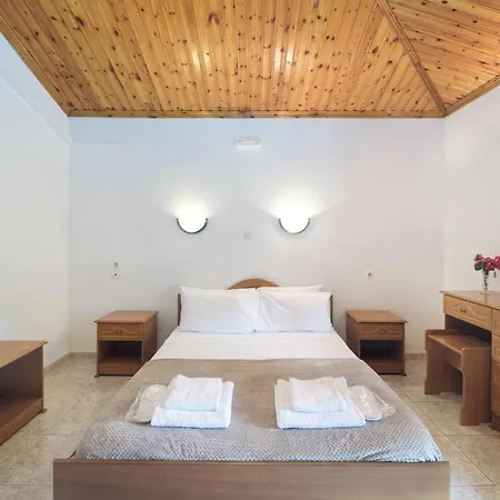 Silver Beach Koukounaries Hotell