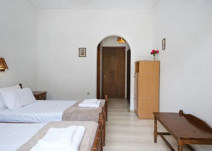 Silver Beach Koukounaries *