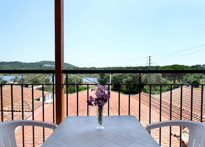 Silver Beach Koukounaries Hotel *