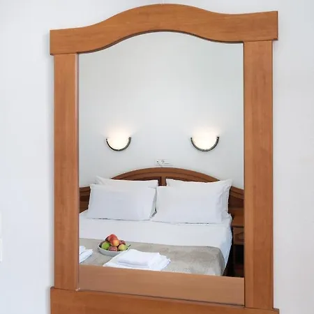 Silver Beach Koukounaries 酒店 考考纳里斯