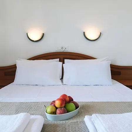 Silver Beach Koukounaries Hotel